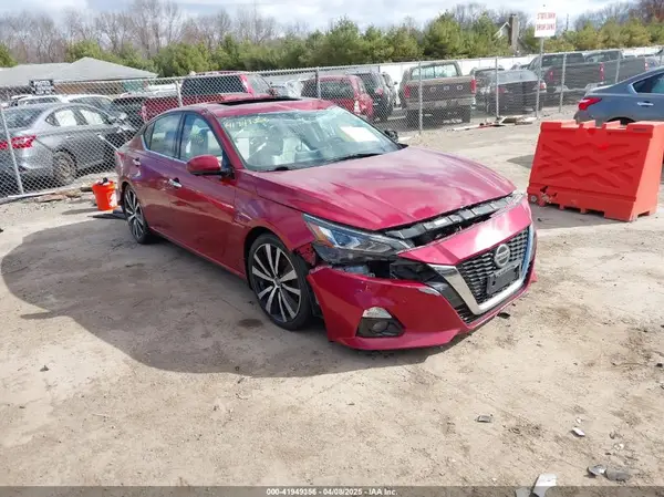 1N4AL4FV3LN307374 2020 NISSAN ALTIMA - Image 1