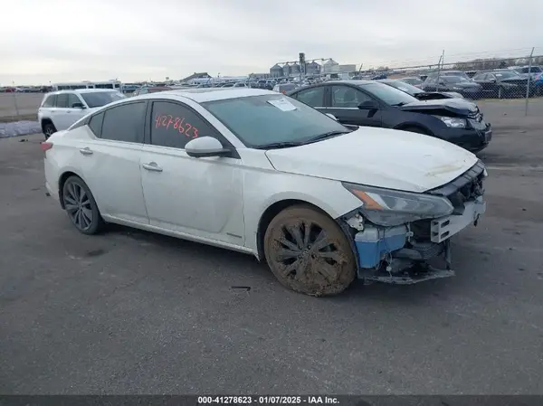1N4AL4FV4KC154773 2019 NISSAN ALTIMA - Image 1