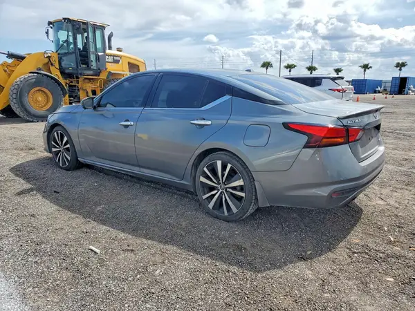 1N4AL4FV4LC117644 2020 NISSAN ALTIMA - Image 2