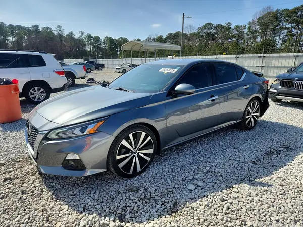 1N4AL4FV4LN304239 2020 NISSAN ALTIMA - Image 1