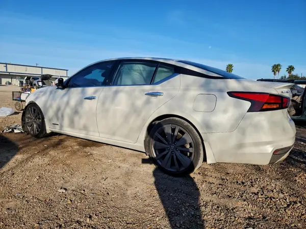 1N4AL4FV5KC155947 2019 NISSAN ALTIMA - Image 2