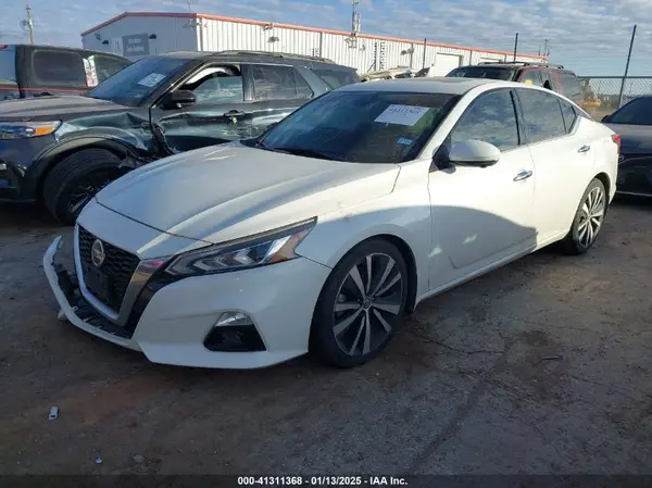 1N4AL4FV8LN307385 2020 NISSAN ALTIMA - Image 2
