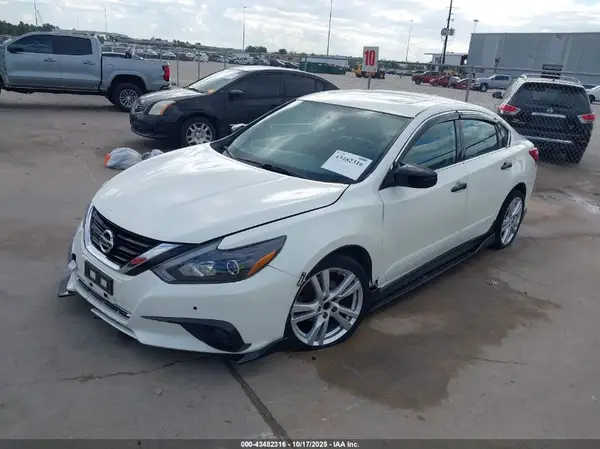 1N4BL3AP0GC281664 2016 NISSAN ALTIMA - Image 2