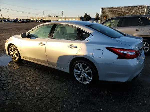 1N4BL3AP0HC173482 2017 NISSAN ALTIMA - Image 2