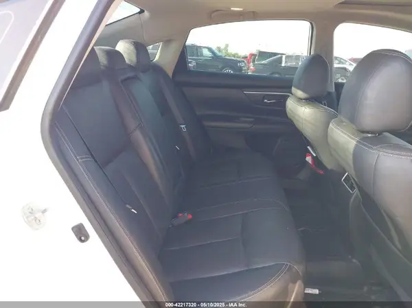 1N4BL3AP0HC209042 2017 NISSAN ALTIMA - Image 8