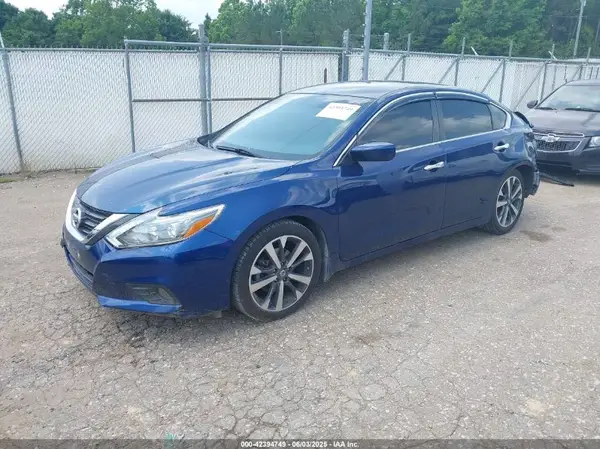 1N4BL3AP1GC249063 2016 NISSAN ALTIMA - Image 2