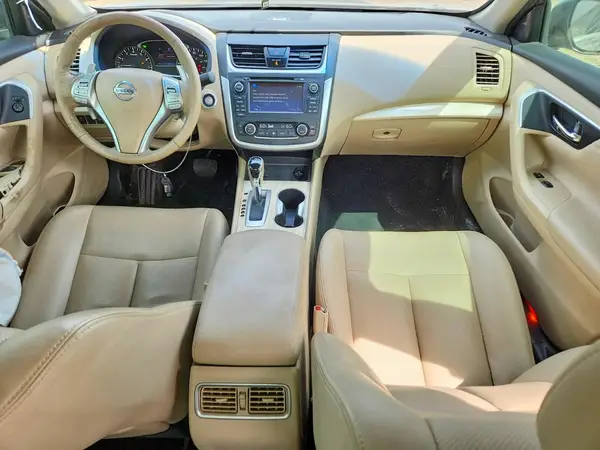 1N4BL3AP1HC108608 2017 NISSAN ALTIMA - Image 8