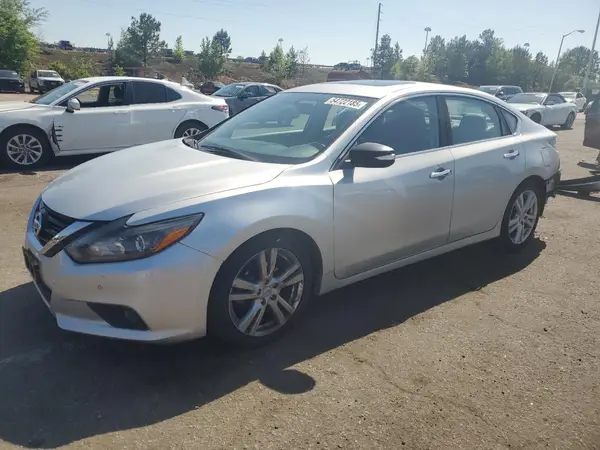 1N4BL3AP1HC168212 2017 NISSAN ALTIMA - Image 1
