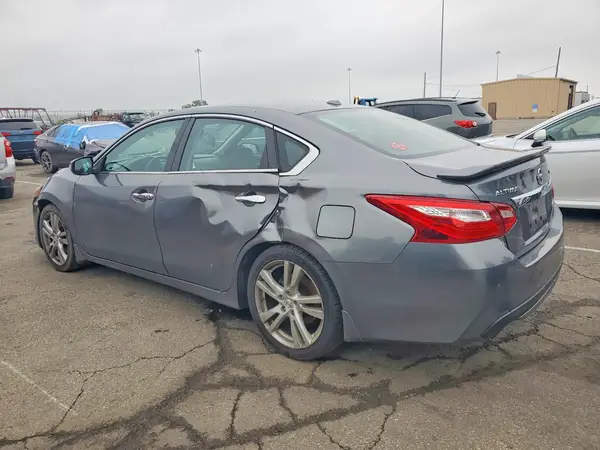 1N4BL3AP1HC217859 2017 NISSAN ALTIMA - Image 2