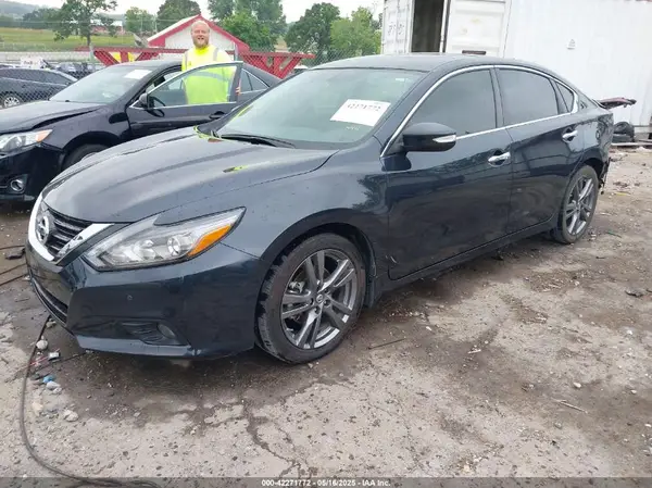 1N4BL3AP1JC219763 2018 NISSAN ALTIMA - Image 2