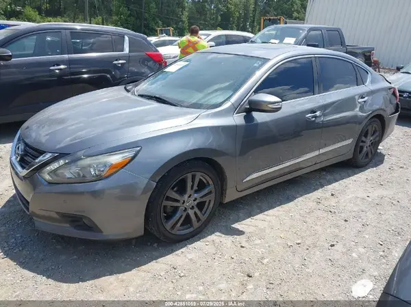 1N4BL3AP1JC223277 2018 NISSAN ALTIMA - Image 2