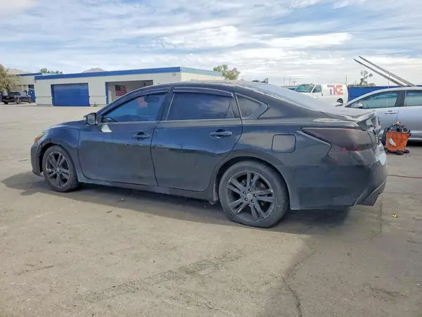 1N4BL3AP2GC154608 2016 NISSAN ALTIMA - Image 2