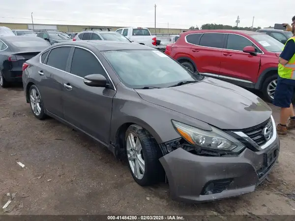 1N4BL3AP2GC161221 2016 NISSAN ALTIMA - Image 1