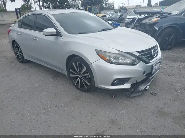 1N4BL3AP2GC231350 2016 NISSAN ALTIMA - Image 1