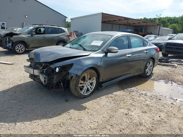 1N4BL3AP2HC124025 2017 NISSAN ALTIMA - Image 2