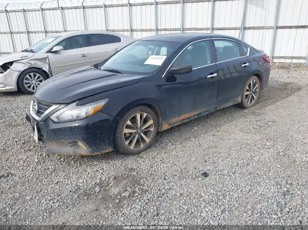 1N4BL3AP2HC142458 2017 NISSAN ALTIMA - Image 2