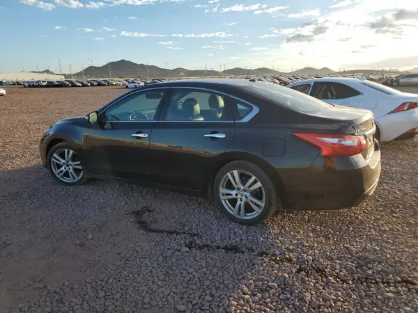 1N4BL3AP2HC171779 2017 NISSAN ALTIMA - Image 2
