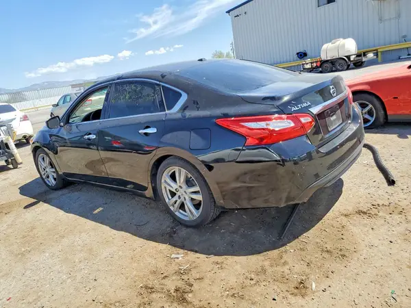 1N4BL3AP2HC211424 2017 NISSAN ALTIMA - Image 2