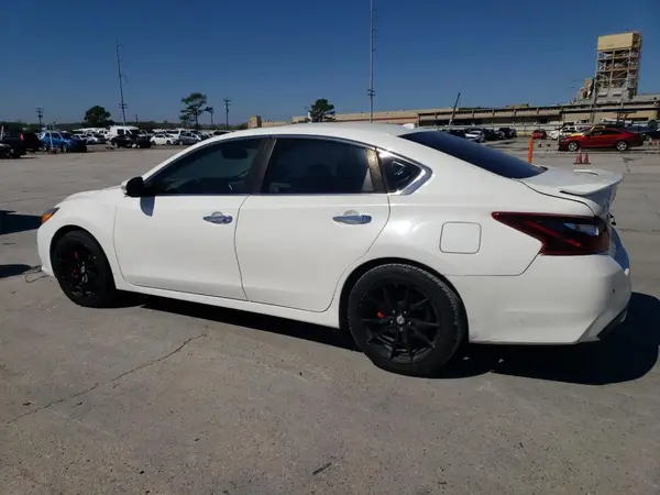1N4BL3AP3GC109791 2016 NISSAN ALTIMA - Image 2