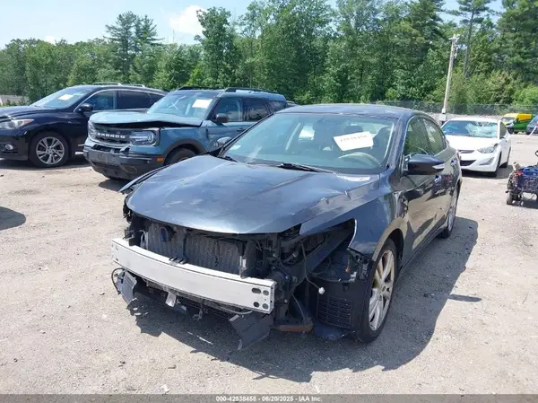 1N4BL3AP3GC121102 2016 NISSAN ALTIMA - Image 2
