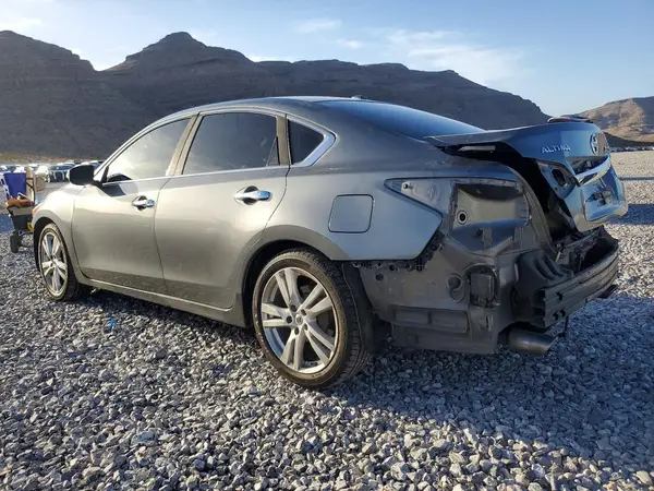 1N4BL3AP3GC152446 2016 NISSAN ALTIMA - Image 2
