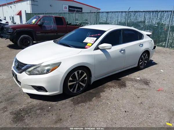 1N4BL3AP3GC195104 2016 NISSAN ALTIMA - Image 2