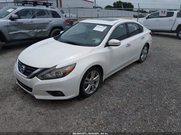 1N4BL3AP3GC250781 2016 NISSAN ALTIMA - Image 2