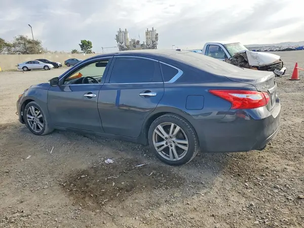 1N4BL3AP3HC126141 2017 NISSAN ALTIMA - Image 2