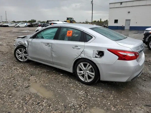 1N4BL3AP3HC137981 2017 NISSAN ALTIMA - Image 2