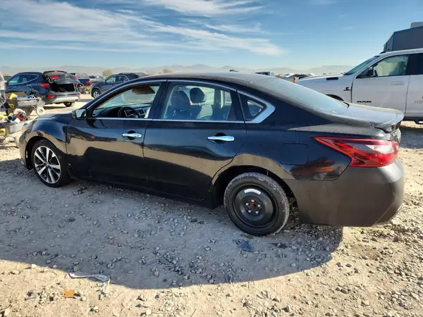 1N4BL3AP3HC162105 2017 NISSAN ALTIMA - Image 2