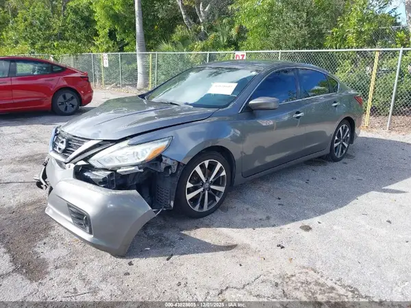 1N4BL3AP3HC180457 2017 NISSAN ALTIMA - Image 2