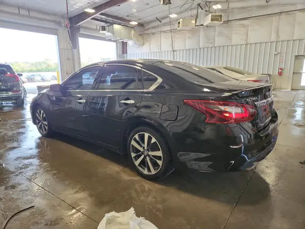 1N4BL3AP3HC183245 2017 NISSAN ALTIMA - Image 2