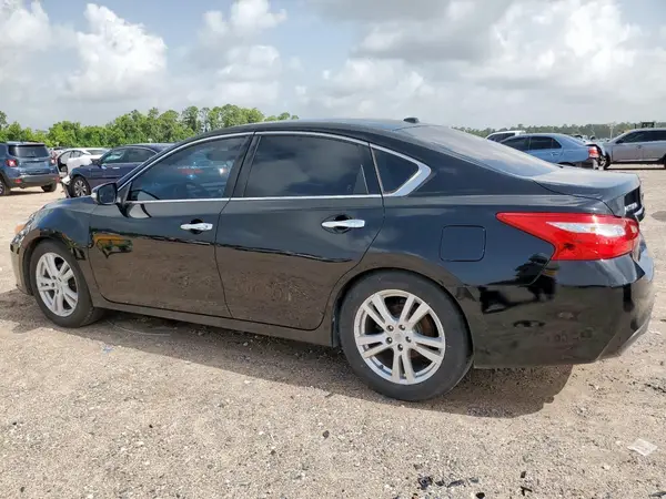 1N4BL3AP3HC211397 2017 NISSAN ALTIMA - Image 2
