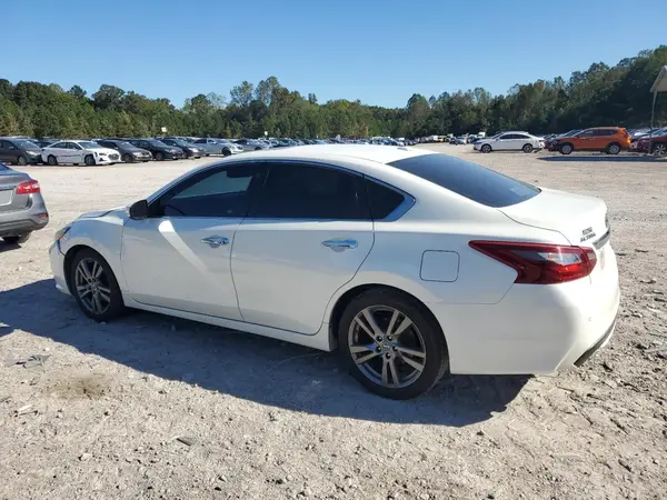 1N4BL3AP3JC230036 2018 NISSAN ALTIMA - Image 2