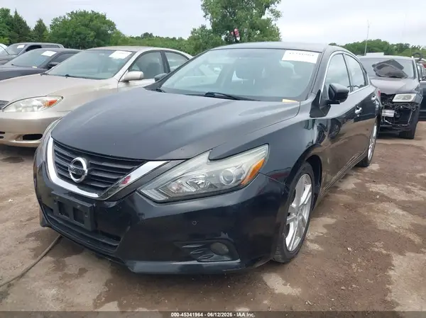 1N4BL3AP4GC138832 2016 NISSAN ALTIMA - Image 2