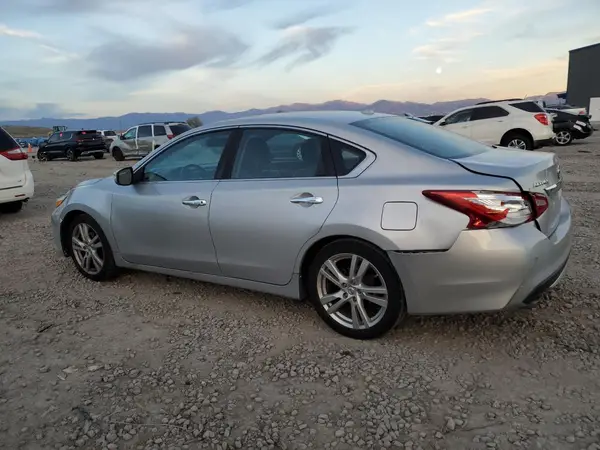 1N4BL3AP4GC154982 2016 NISSAN ALTIMA - Image 2