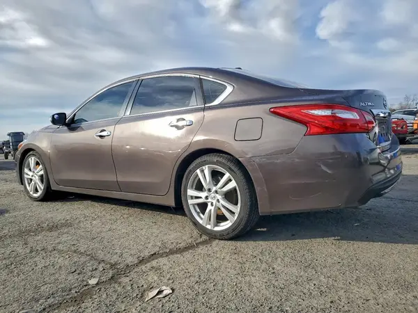 1N4BL3AP4GC258856 2016 NISSAN ALTIMA - Image 2