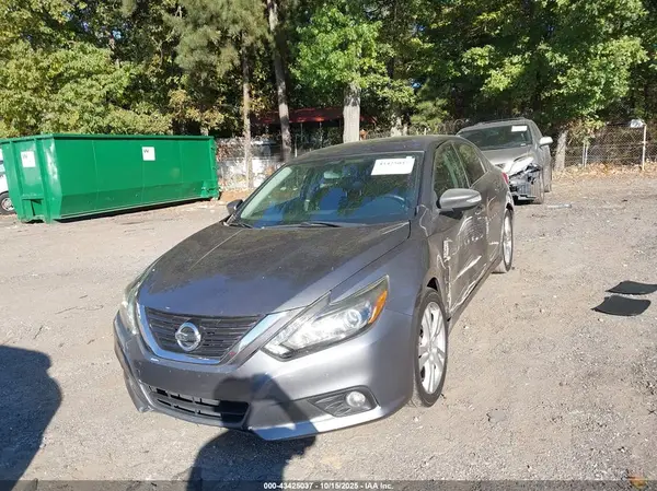 1N4BL3AP4HC113995 2017 NISSAN ALTIMA - Image 2