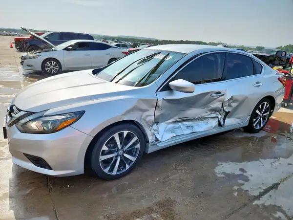 1N4BL3AP4HC136807 2017 NISSAN ALTIMA - Image 1