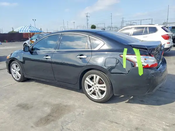 1N4BL3AP4HC147810 2017 NISSAN ALTIMA - Image 2