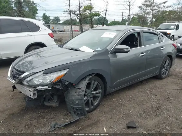 1N4BL3AP4HC179527 2017 NISSAN ALTIMA - Image 2