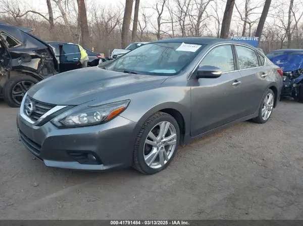 1N4BL3AP4HC180533 2017 NISSAN ALTIMA - Image 2