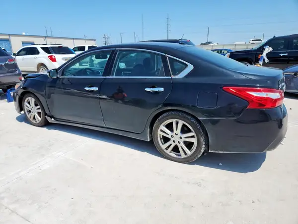 1N4BL3AP4HC183206 2017 NISSAN ALTIMA - Image 2