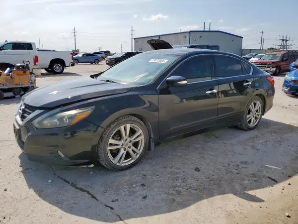1N4BL3AP4HC241363 2017 NISSAN ALTIMA - Image 1