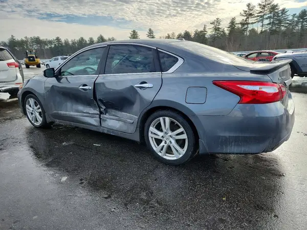 1N4BL3AP4HC249110 2017 NISSAN ALTIMA - Image 2