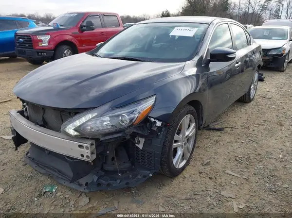 1N4BL3AP4HC473283 2017 NISSAN ALTIMA - Image 2