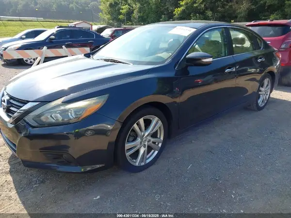1N4BL3AP5GC117116 2016 NISSAN ALTIMA - Image 2