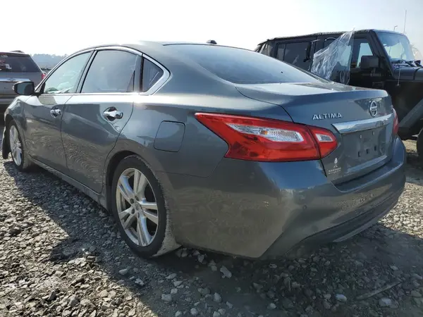 1N4BL3AP5HC120437 2017 NISSAN ALTIMA - Image 2