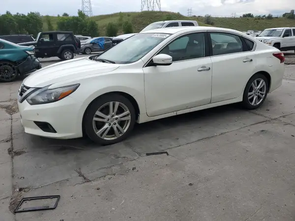 1N4BL3AP5HC165636 2017 NISSAN ALTIMA - Image 1