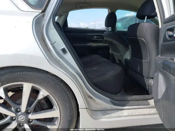 1N4BL3AP5HC178774 2017 NISSAN ALTIMA - Image 8